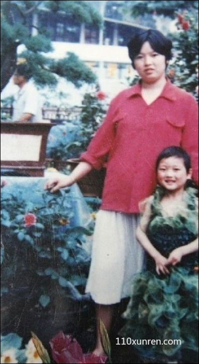 寻亲周鑫鑫:脸上有酒窝左边下巴被烧 1997-9-10 贵州省遵义市丁字口天桥失踪