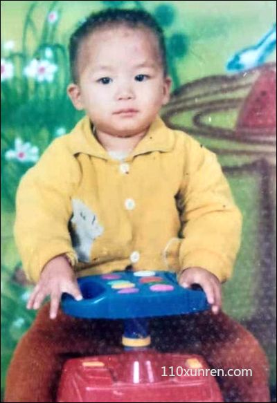 寻亲杨小江:失踪时右手有一个烫伤的小 2001年09月11日贵州省凯里市洗马河街道失踪
