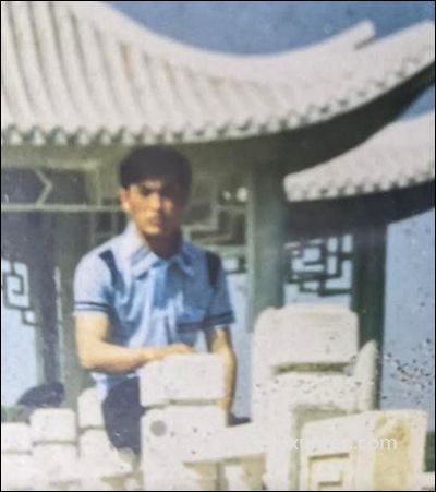 寻亲金兴国:现在身高1.75米现 1959年11月黑龙江省哈尔滨市，具体位置为哈尔滨火车站失踪